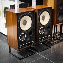 JBL: пътят към върха в аудио индустрията