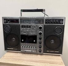 Ретро масивен радиокасетофон Boombox Universum Senator 8800 - (SANYO)