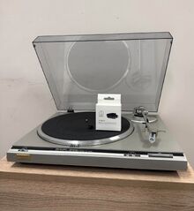 Автоматичен грамофон Technics SL-Q200 – Direct Drive - чисто нова доза с игла