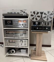 Топ ретро аудио сет AKAI Усилвател AM-2450, Тунер AT-2450L, Дек GXC-709D, Грамофон AP-206C , Магнетофон + рак шкаф